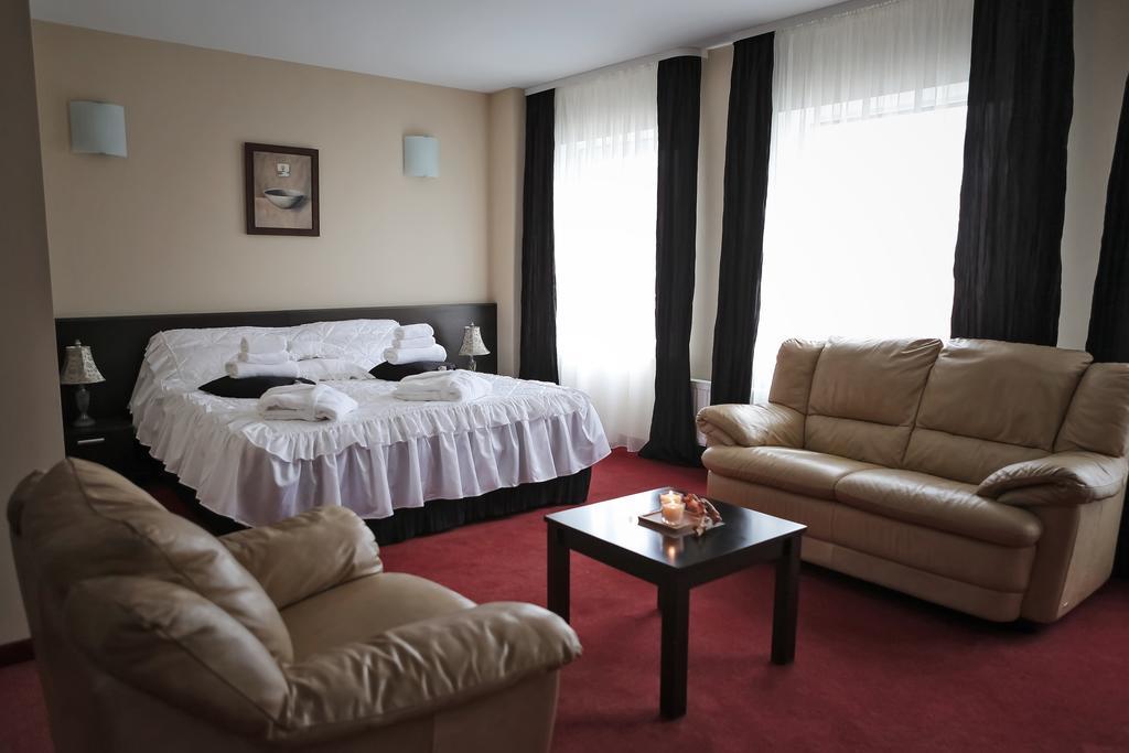 Hotel Palma Mažeikiai Extérieur photo