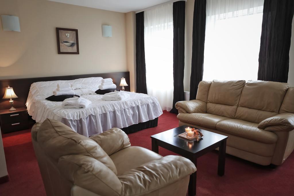 Hotel Palma Mažeikiai Extérieur photo