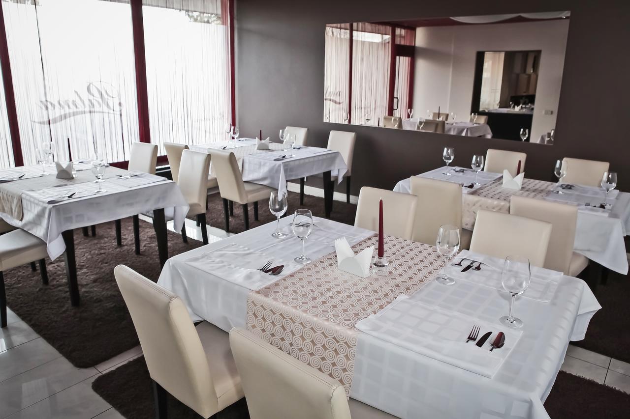 Hotel Palma Mažeikiai Extérieur photo