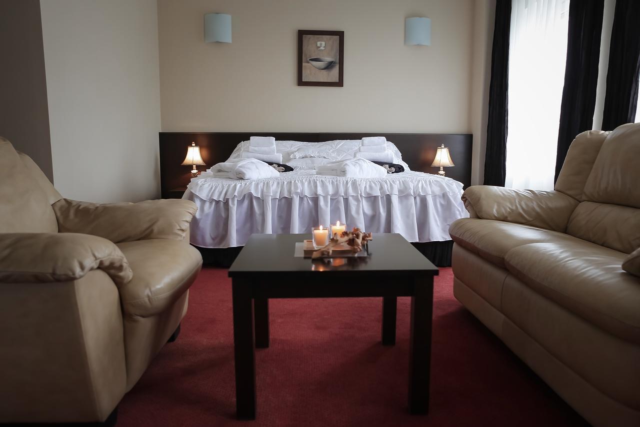 Hotel Palma Mažeikiai Extérieur photo